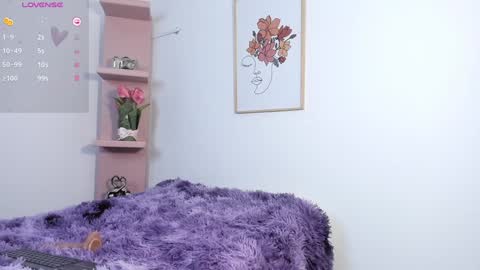 Snapshot of zendaya111 chatting on January 18, 12:57 am zendaya online show from January 18, 12:57 am