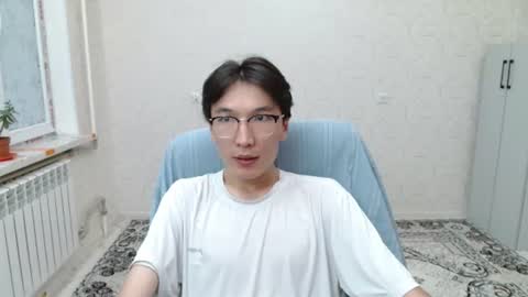 Snapshot of zengom chatting on June 13, 11:46 pm Zen online show from June 13, 11:46 pm