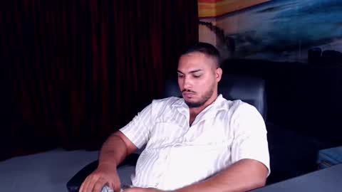 Snapshot of zenobaro chatting on September 20, 8:10 pm zenobaro online show from September 20, 8:10 pm