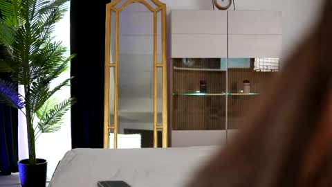 ZenyaNoir online show from April 18, 9:02 am