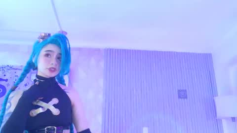    online show from November 23, 3:34 pm