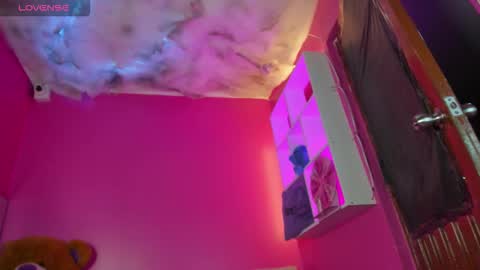 Snapshot of zephyra_angels1 chatting on October 26, 4:07 am ZEPHYRA ANGELS online show from October 26, 4:07 am