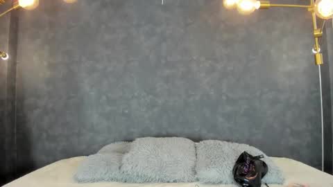 Snapshot of zephyra_angels1 chatting on December 3, 2:41 am ZEPHYRA ANGELS online show from December 3, 2:41 am