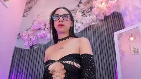 Snapshot of zephyra_bms chatting on June 26, 3:55 am SOFIA online show from June 26, 3:55 am