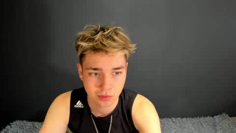 Ethan online show from May 5, 2:08 am