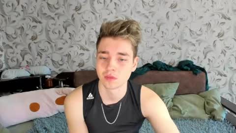 Ethan online show from May 15, 3:02 am