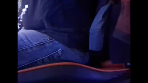 Snapshot of zeroandhero chatting on January 20, 8:30 am zero online show from January 20, 8:30 am