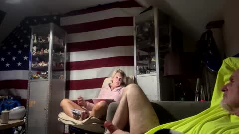 zerokool377 online show from January 3, 8:21 am