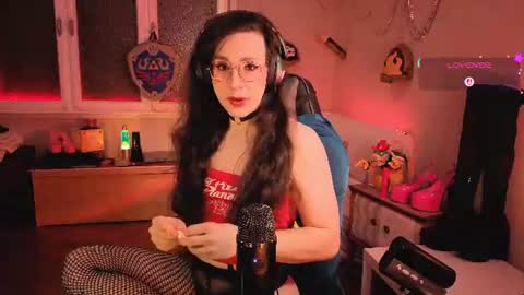 Snapshot of zesty_peach chatting on June 19, 10:13 pm zesty_peach online show from June 19, 10:13 pm