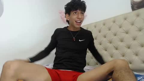 Snapshot of zetto_bigcum chatting on September 10, 2:50 pm zetto_bigcum online show from September 10, 2:50 pm
