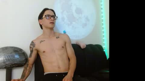 zeus online show from May 20, 5:13 am