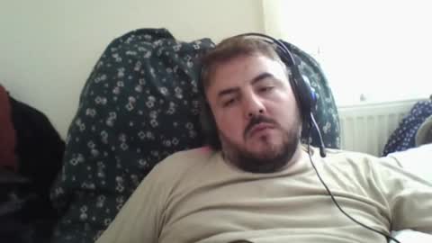 zH1NaSaH online show from April 27, 9:07 am
