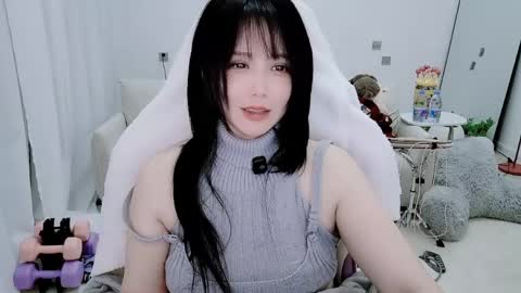 zhen online show from March 23, 6:45 pm