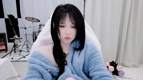 zhen online show from April 7, 7:03 pm