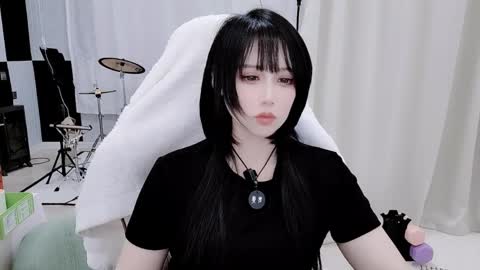 zhen online show from May 17, 12:56 pm