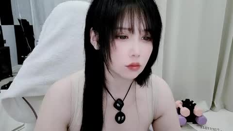 zhen online show from June 1, 2:08 pm