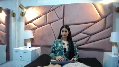 Snapshot of zhilakya chatting on December 17, 11:27 am Zhilakya online show from December 17, 11:27 am