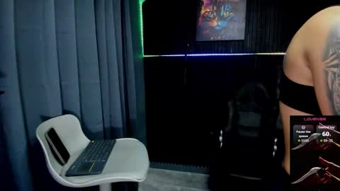 zhoestrong online show from November 21, 11:25 pm