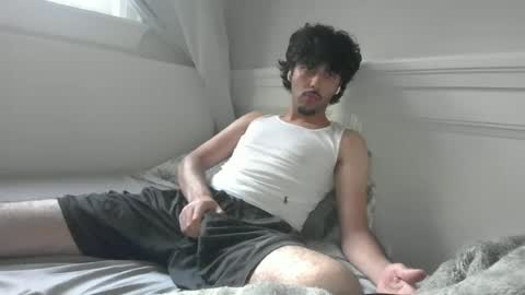 Snapshot of zia65226 chatting on July 9, 12:15 am zia65226 online show from July 9, 12:15 am