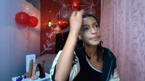 Zia Green online show from February 12, 6:09 pm