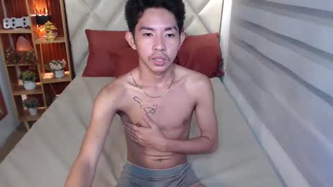 zian_smithx online show from January 14, 2:50 am