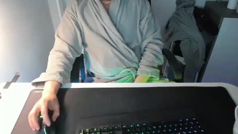 ziemlichflutschig online show from January 30, 1:11 am