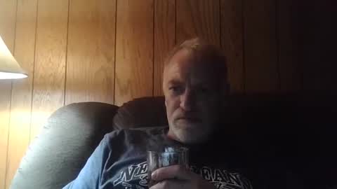 Snapshot of ziggy454 chatting on November 10, 11:09 am ziggy454 online show from November 10, 11:09 am