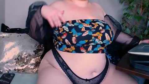 zinacorleone online show from December 2, 12:07 pm