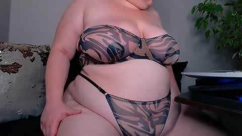 zinacorleone online show from September 19, 7:36 pm