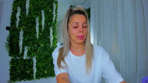 Galli online show from October 6, 2:47 pm