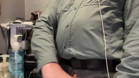 Snapshot of zinger283069 chatting on January 9, 9:16 pm zinger283069 online show from January 9, 9:16 pm