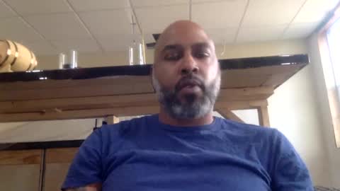 zionlion22 online show from February 2, 8:30 pm