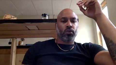 Snapshot of zionlion22 chatting on January 10, 3:25 pm zionlion22 online show from January 10, 3:25 pm