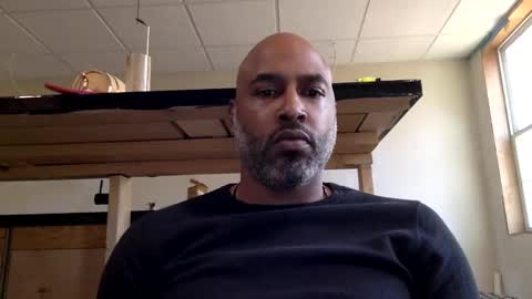 Snapshot of zionlion22 chatting on February 22, 3:32 pm zionlion22 online show from February 22, 3:32 pm