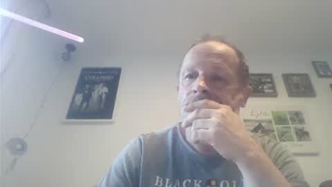 Snapshot of zippi55 chatting on July 12, 4:03 am Zippi online show from July 12, 4:03 am