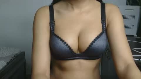 Snapshot of ziyaa_1 chatting on January 19, 4:49 am Ziyaa online show from January 19, 4:49 am