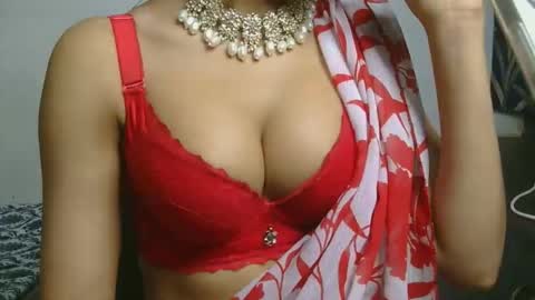 Snapshot of ziyaa_1 chatting on February 2, 4:00 am Ziyaa online show from February 2, 4:00 am