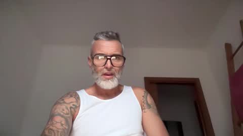 Snapshot of zkopa69 chatting on October 23, 2:05 pm zkopa69 online show from October 23, 2:05 pm