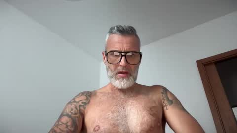 Snapshot of zkopa69 chatting on October 24, 2:57 pm zkopa69 online show from October 24, 2:57 pm
