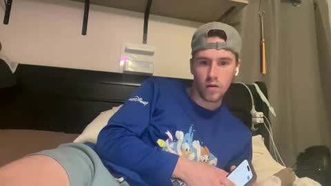 zmac0218 online show from March 12, 11:16 am