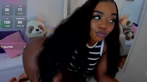 Zobe Love online show from February 25, 8:51 pm