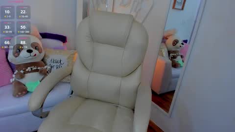 Zobe Love online show from February 27, 11:26 pm