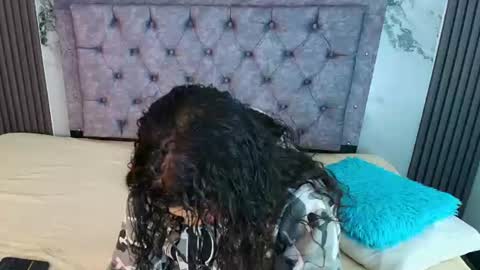 Zoe Blake online show from June 13, 3:15 am