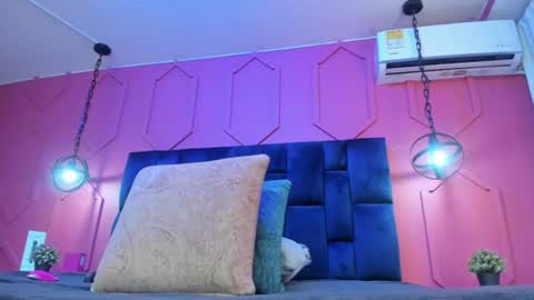 zoe_blosson online show from July 1, 7:24 pm