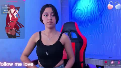 Z O E online show from November 14, 9:57 pm