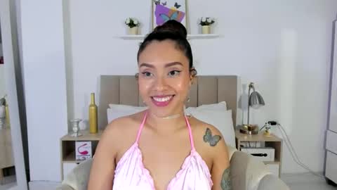 Zoe Gruber online show from May 15, 11:23 pm