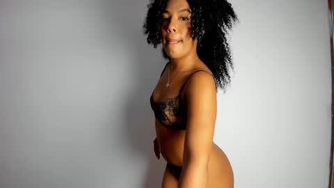 Snapshot of zoe_hot55 chatting on January 16, 3:13 pm zoe_hot55 online show from January 16, 3:13 pm