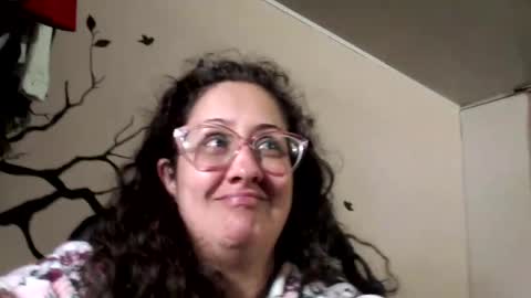 Zoe Koller online show from February 10, 9:30 pm