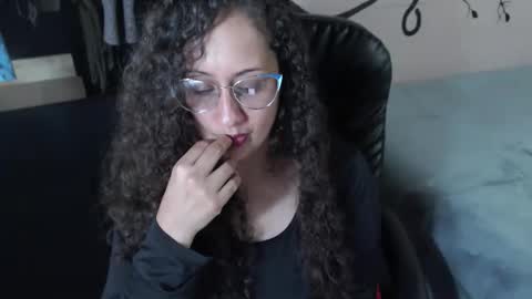 Zoe Koller online show from May 6, 4:01 pm