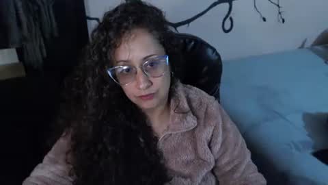Snapshot of zoe_koller chatting on June 10, 1:06 am Zoe Koller online show from June 10, 1:06 am